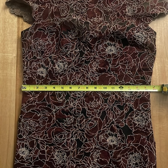 Tadashi Shoji Dress Size 6 - Picture 6 of 6